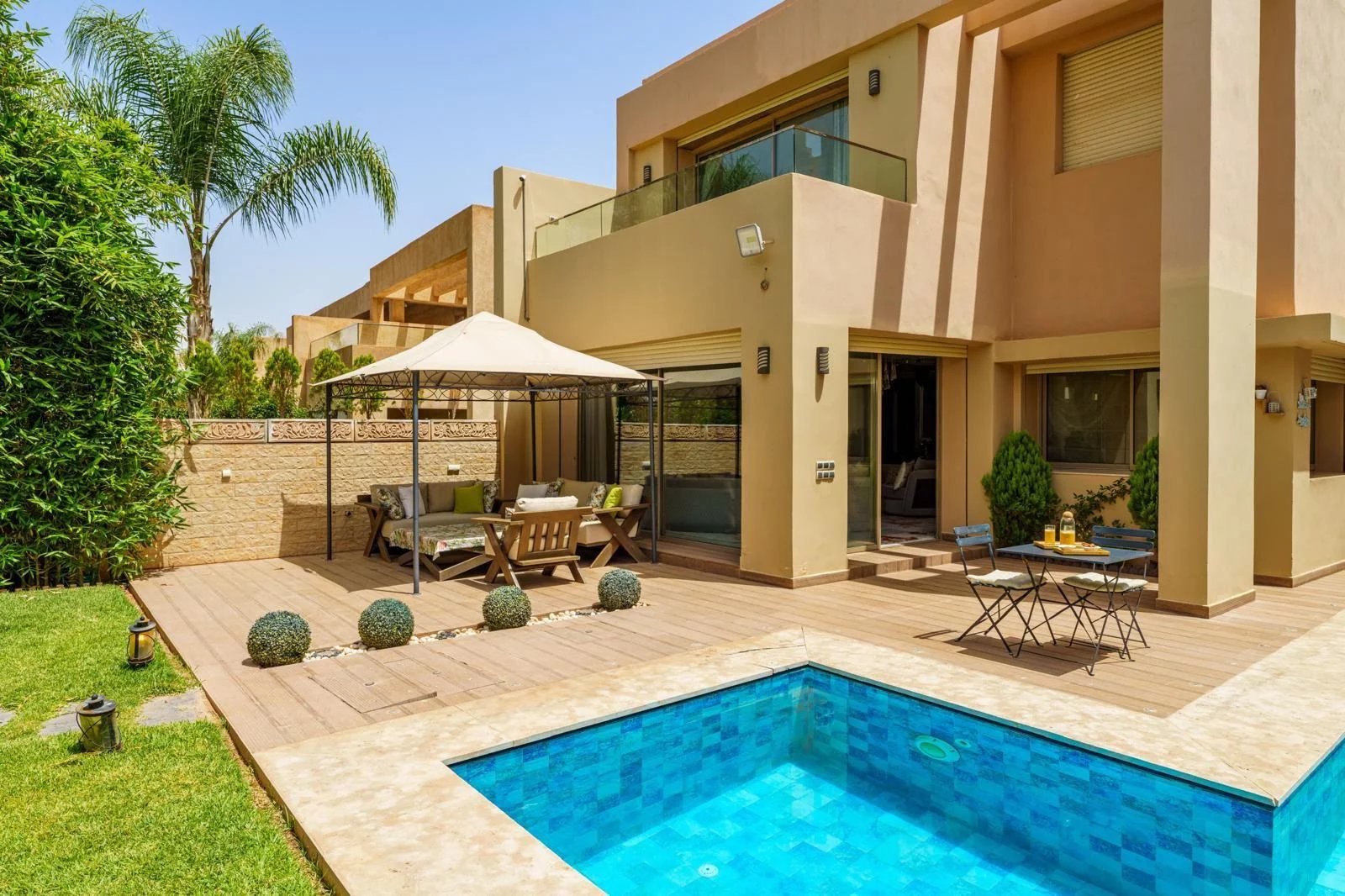 VILLA 4 SUITES A VENDRE – RESIDENCE GOLFIQUE AGDAL MARRAKECH