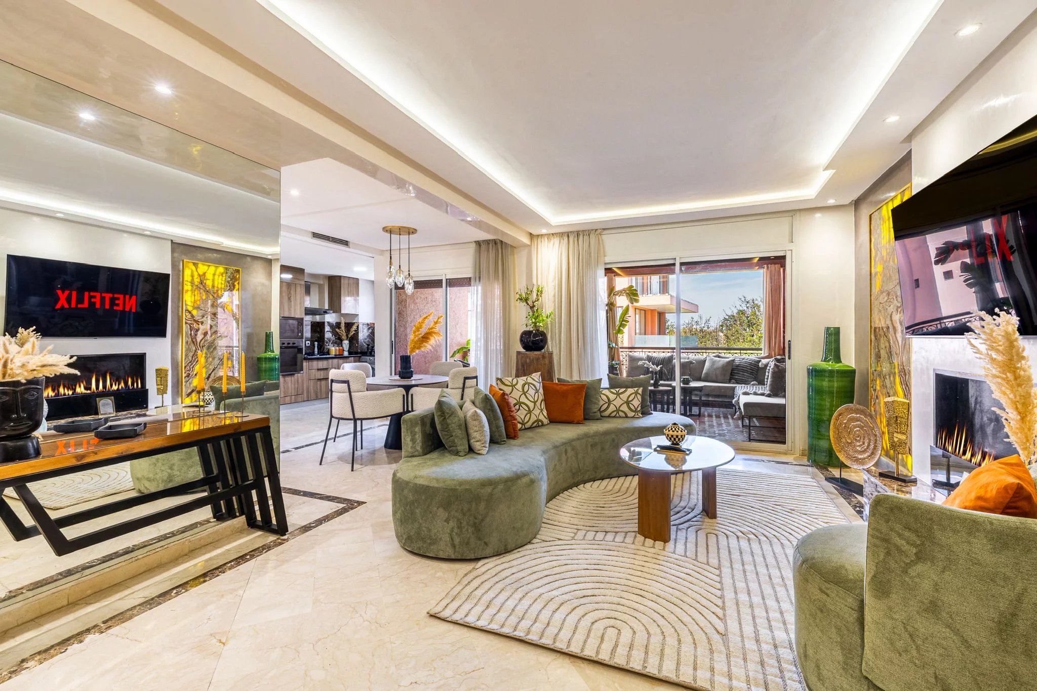 MAGNIFICENT APARTMENT FOR SALE IN THE HEART OF HIVERNAGE