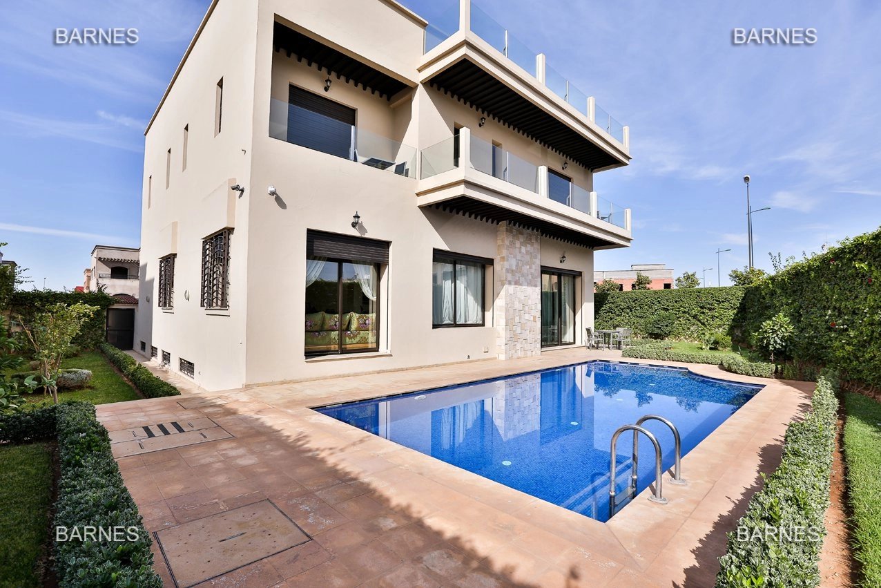 Villa  à vendre à 5 mns du centre ville de Marrakech