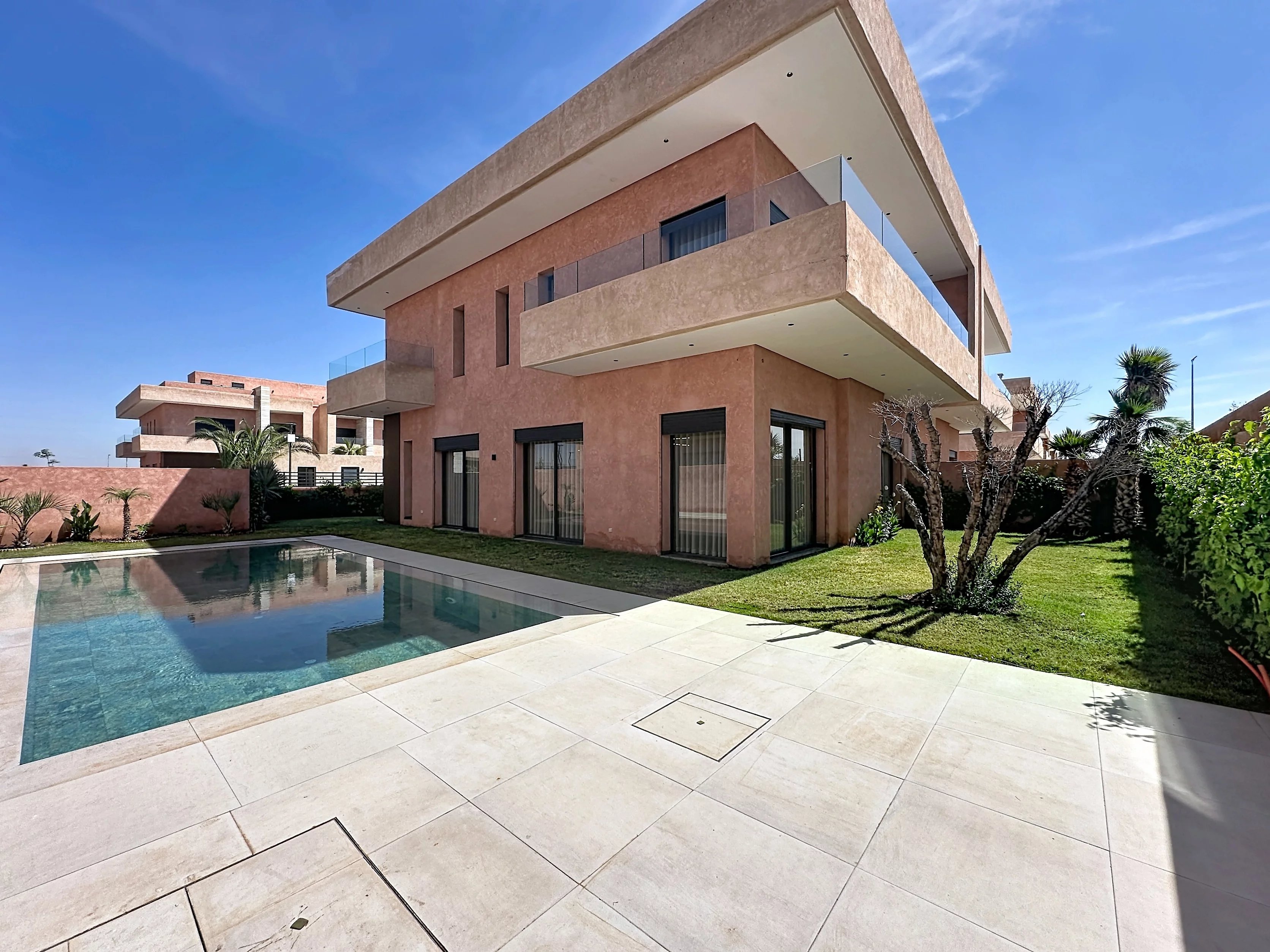 DOMAINE PRIVÉ DE VILLAS HAUT STANDING