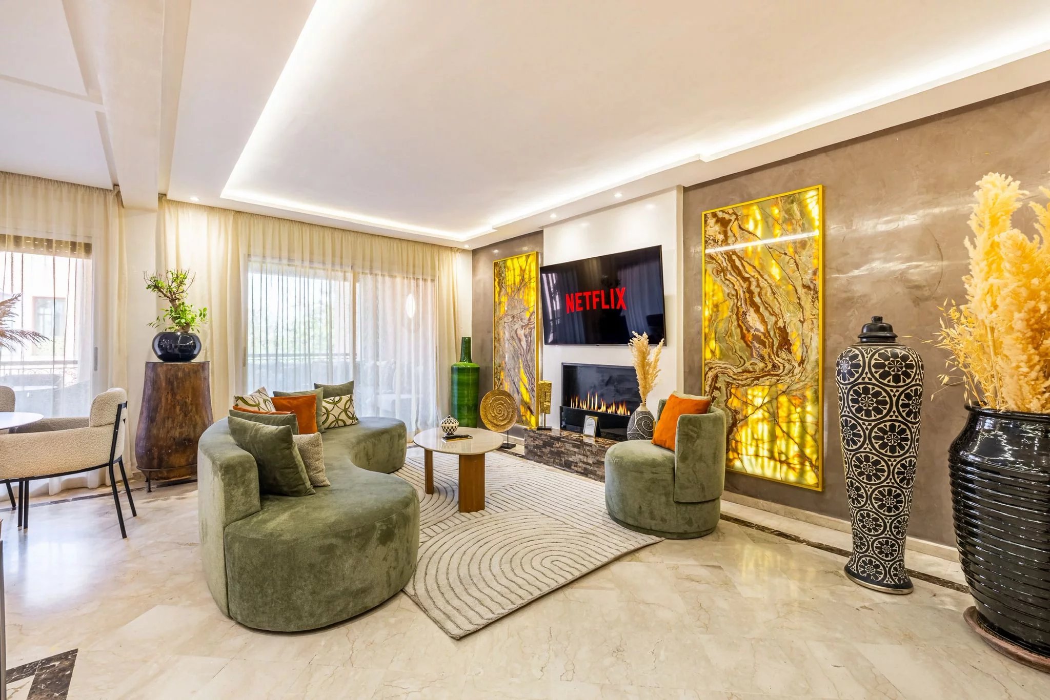 HIVERNAGE – MAGNIFIQUE APPARTEMENT A VENDRE DANS UN EMPLACEMENT PRESTIGIEUX