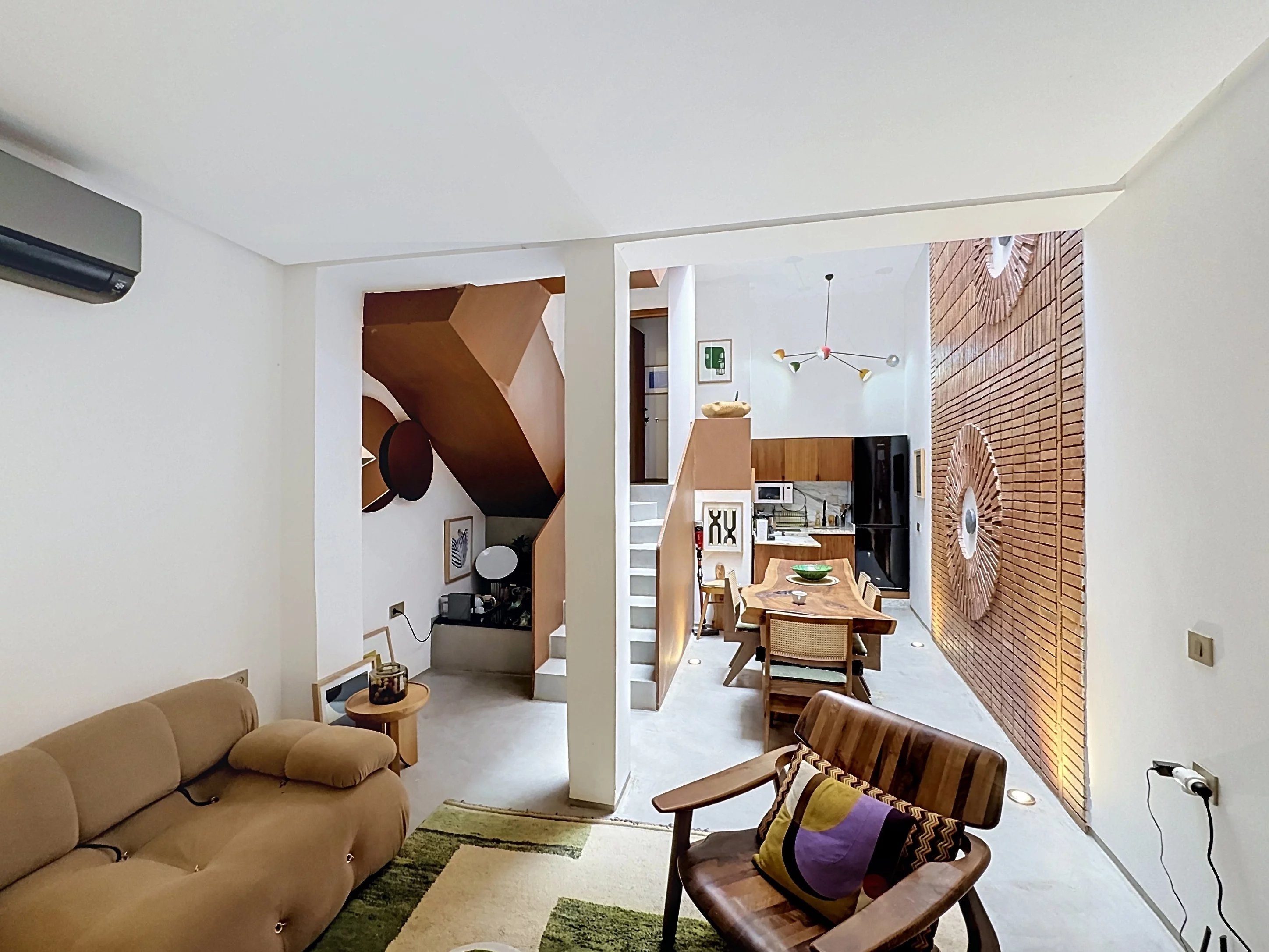 RIAD ART DÉCO DE 2 CHAMBRES À VENDRE – MARRAKECH