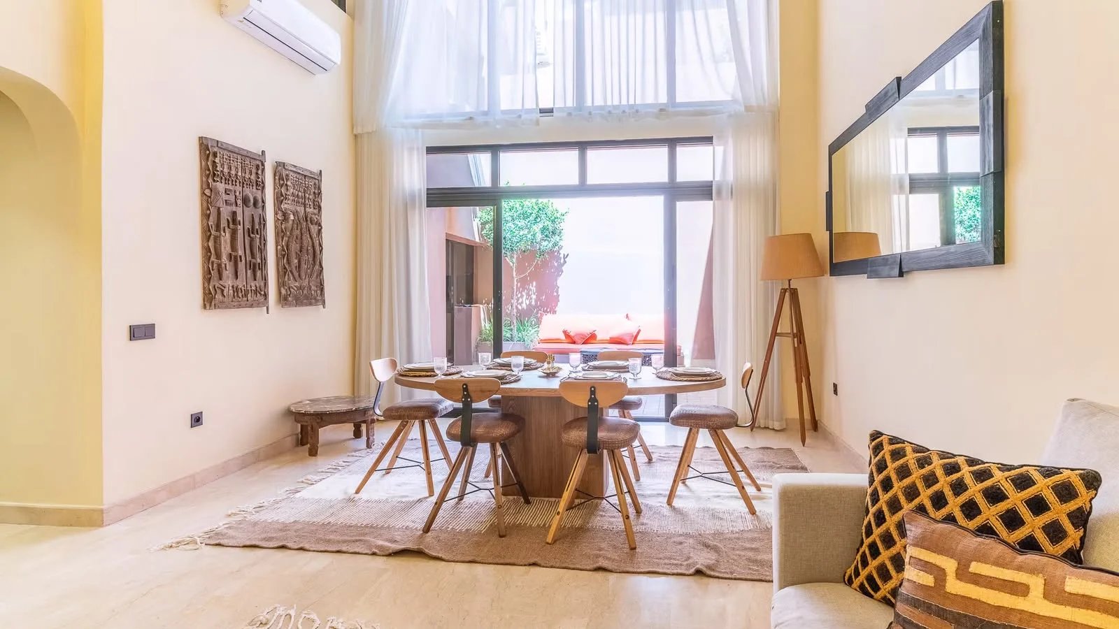 DUPLEX DE CHARME ENTRE MAJORELLE ET GUÉLIZ – MARRAKECH