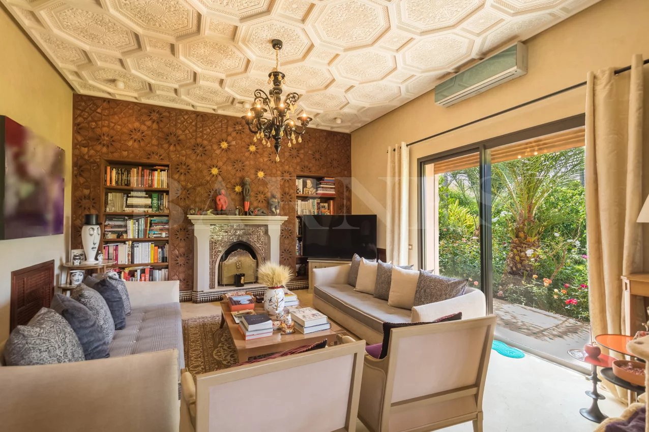 Villa de luxe avec belles finitions marocaine