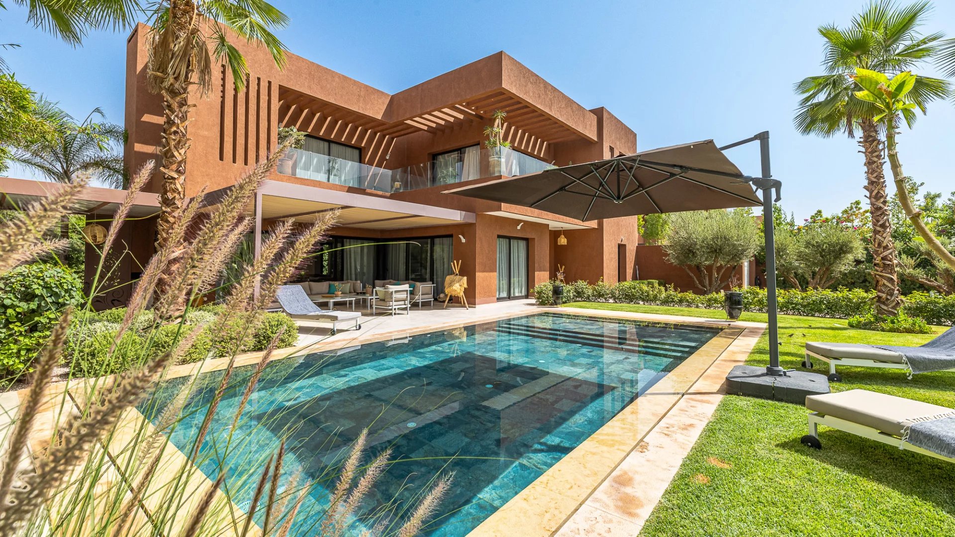 Luxueuse villa proche des trois golfs