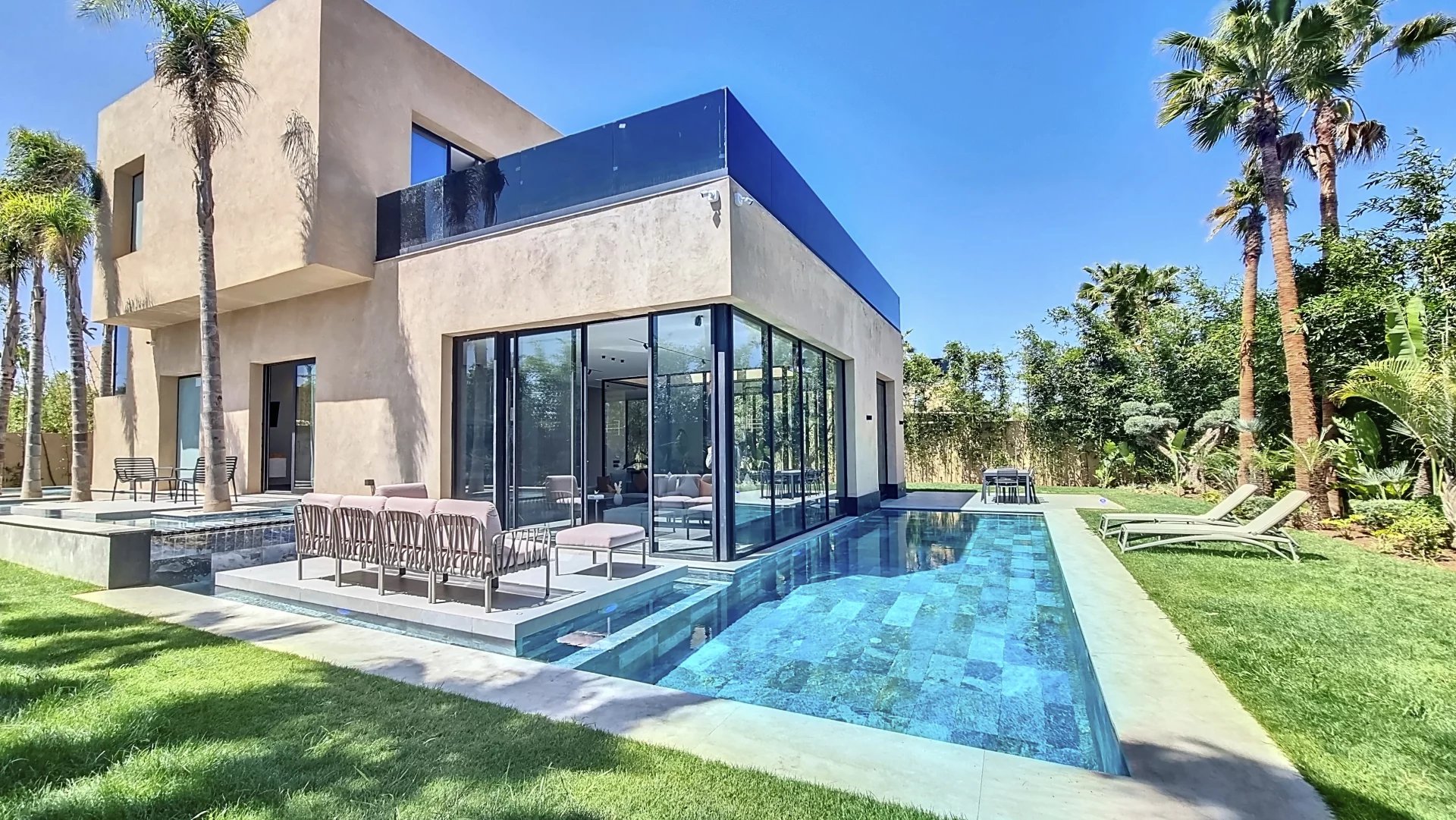 Villa contemporaine 4 chambres Titrée