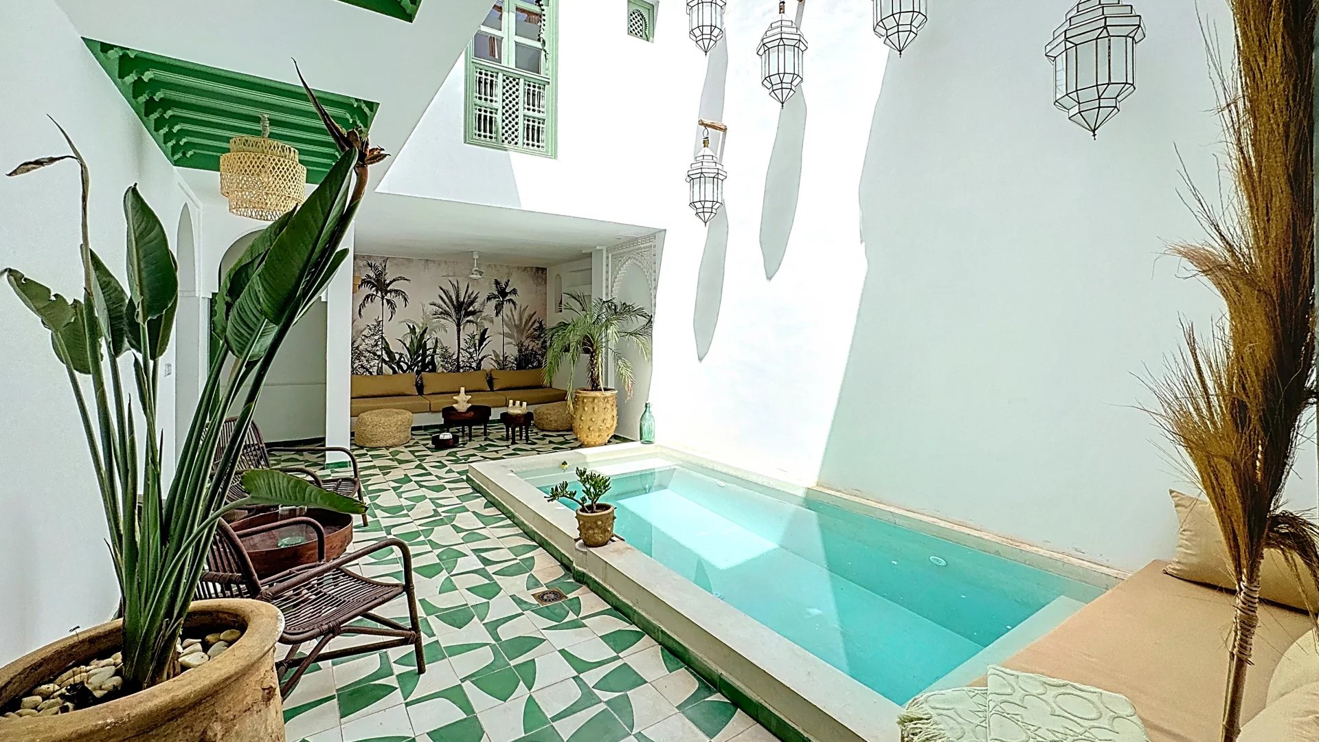 À VENDRE – SUPERBE RIAD BELDI CHIC DANS LA KASBAH DE MARRAKECH