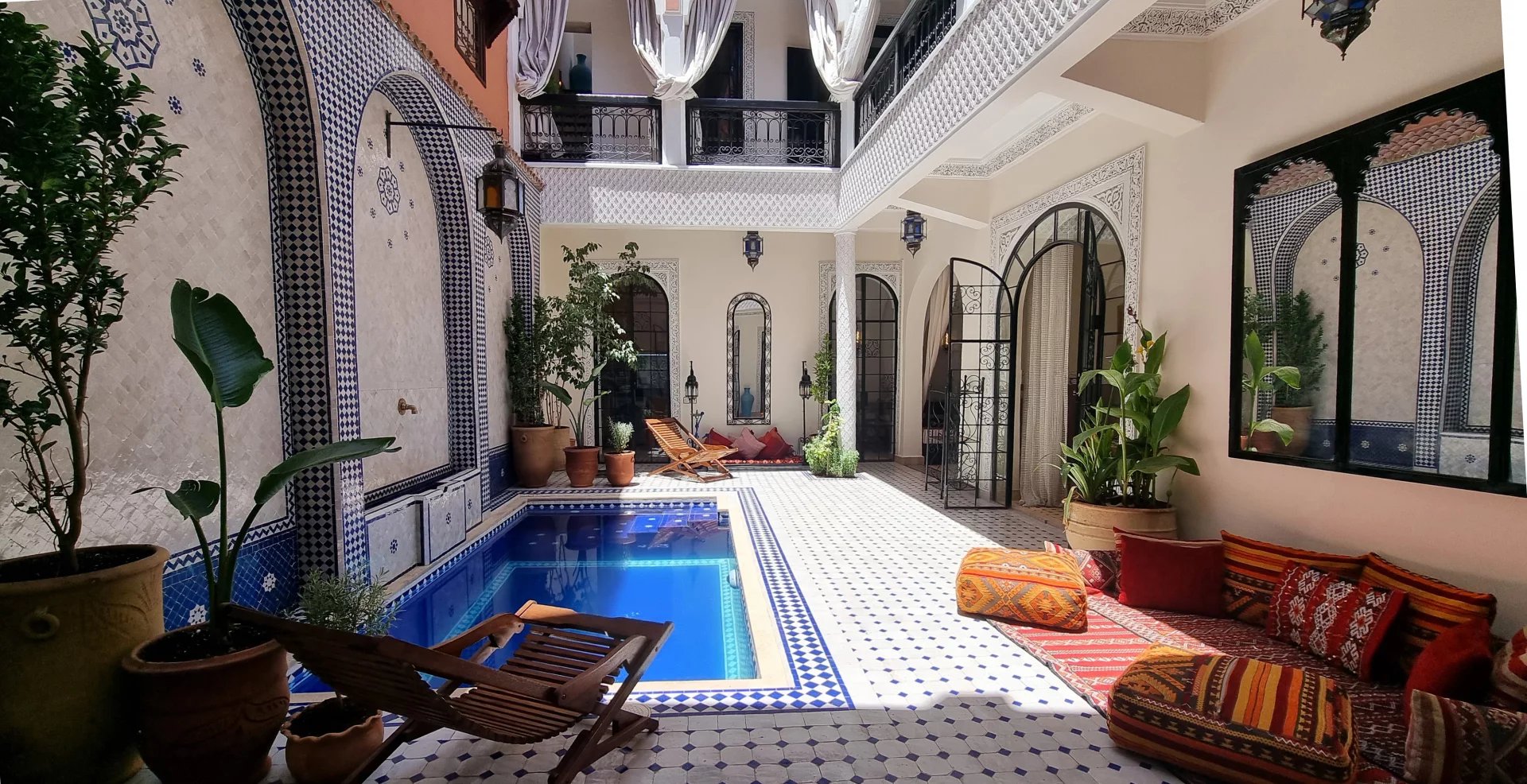 MAGNIFIQUE RIAD A VENDRE A SIDI MIMOUN – 5 CHAMBRES AVEC SALLES DE BAIN
