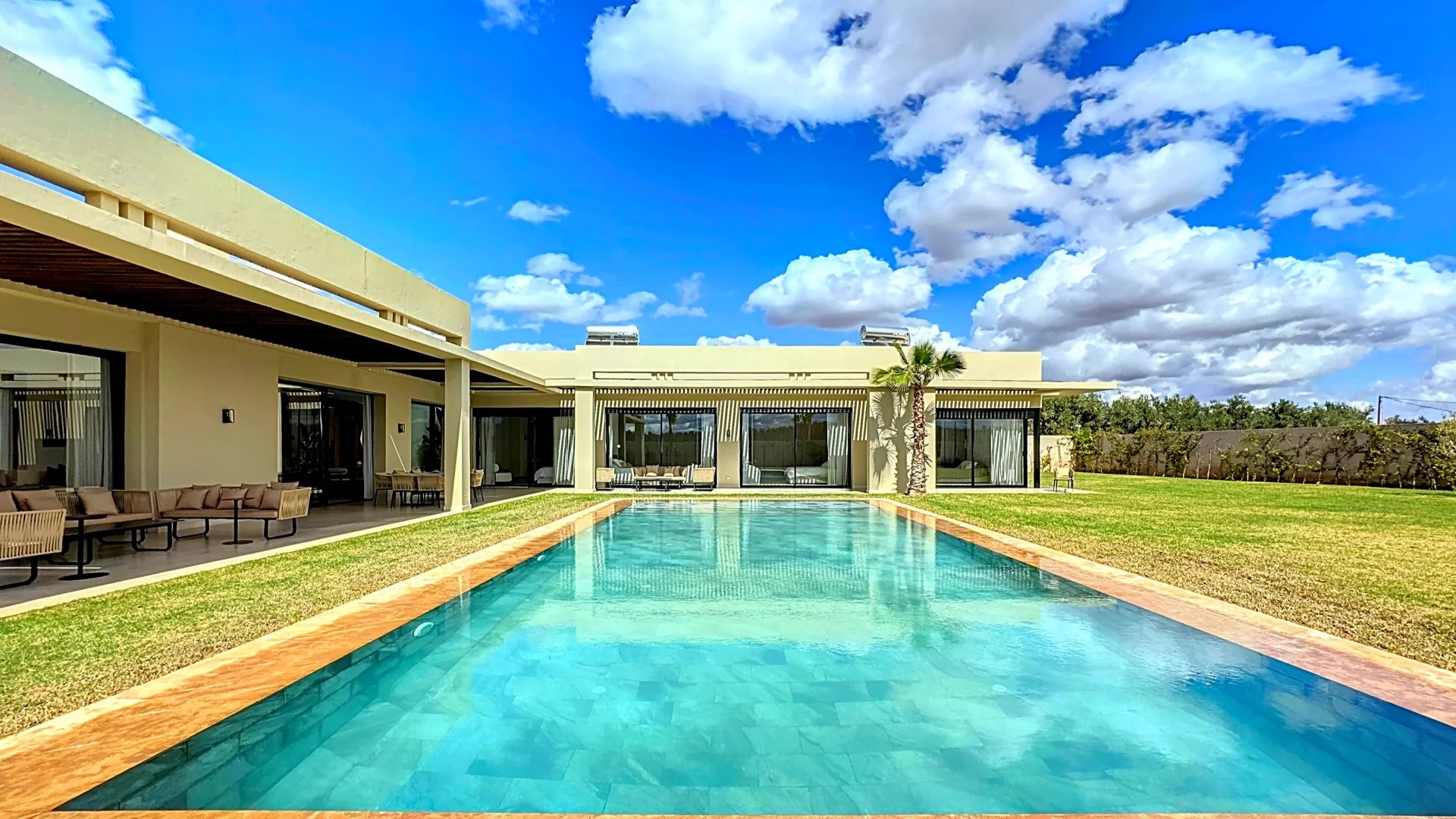 Villa contemporaine de plain-pied sur 2000m2