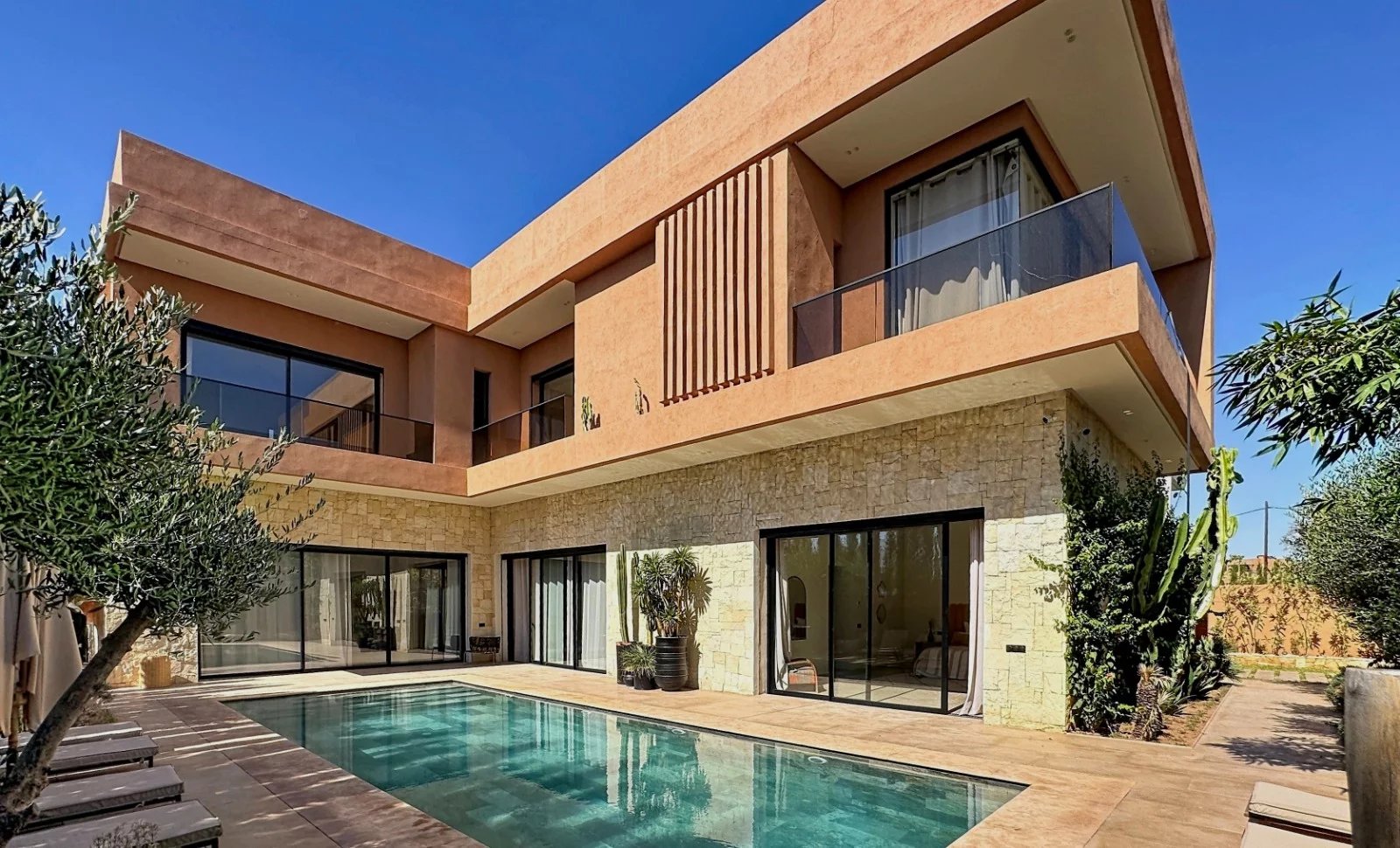 ÉLEGANTE VILLA CONTEMPORAINE 4 CHAMBRES – GOLF DE NORIA, MARRAKECH