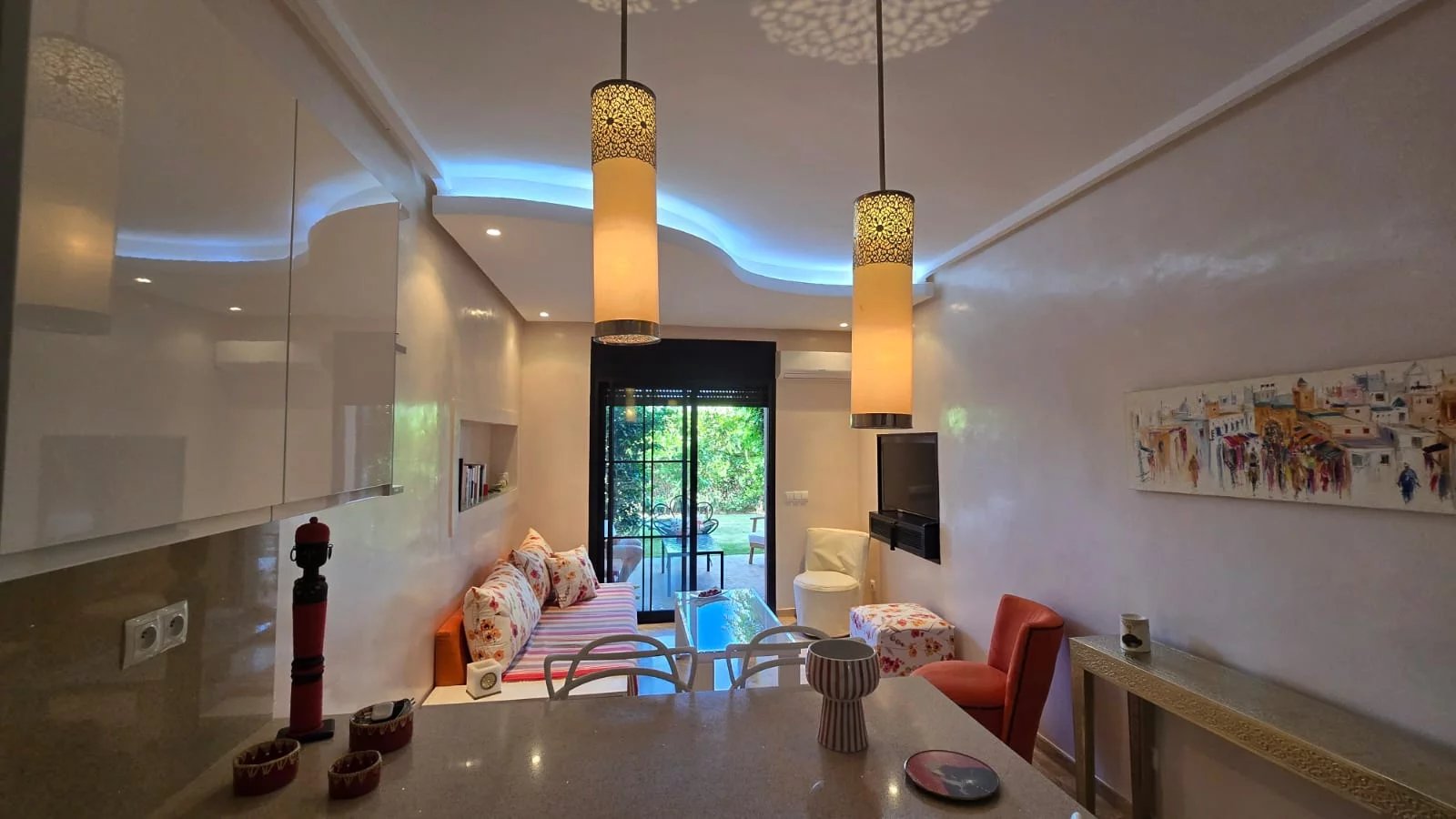 Appartement 2 chambres en rez-de-jardin dans un domaine sécurisé
