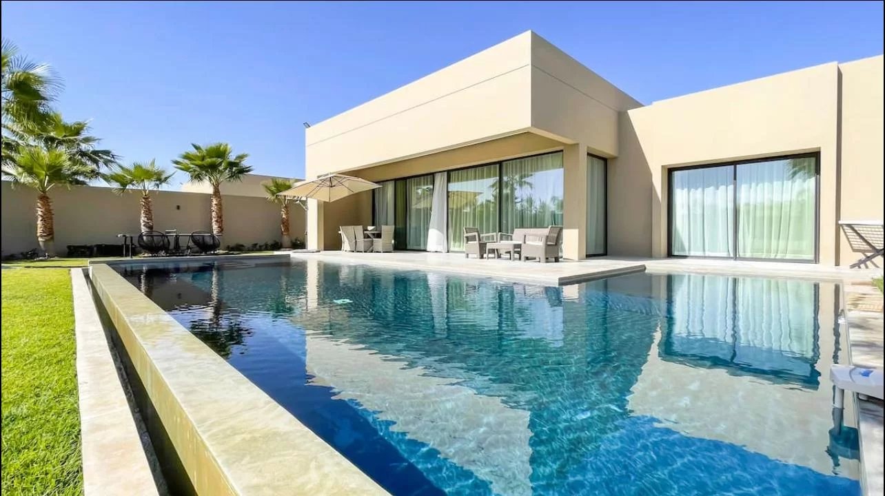VILLA CONTEMPORAINE DE PLAIN PIED